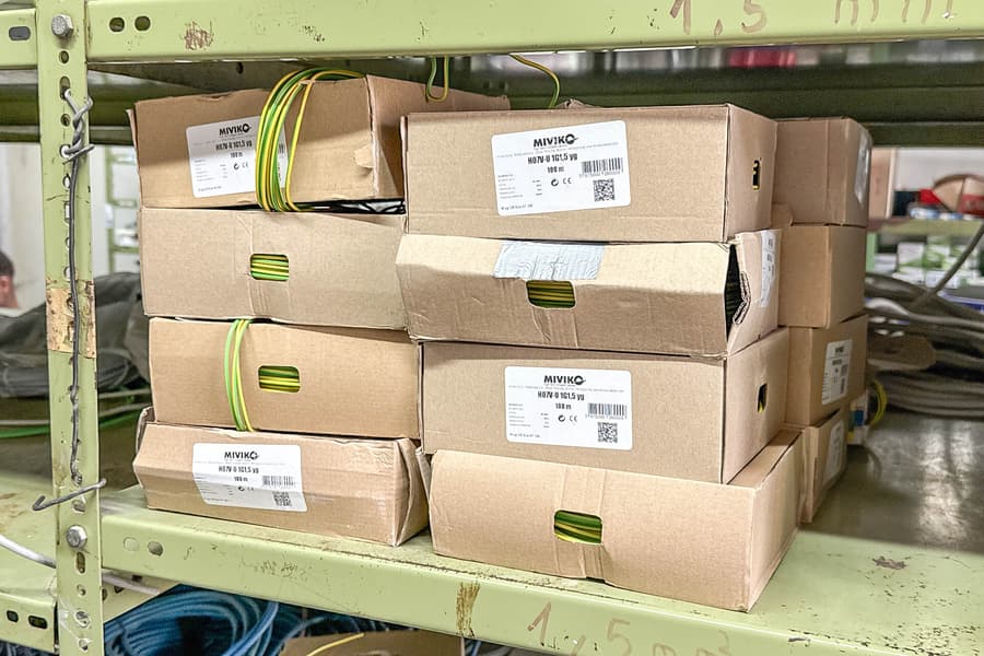 12 Packungen Aderleitungen Miviko H07V-U 1G1,5 YG
